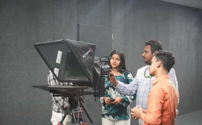 Broadcast & TV Studio